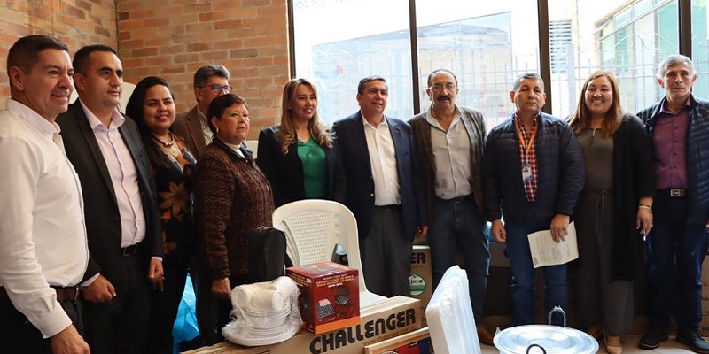 Gobierno Departamental entregó elementos de dotación a los sectores persona mayor y con discapacidad

