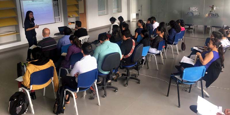 Trescientos cundinamarqueses cursan diplomado sobre empresarismo













































