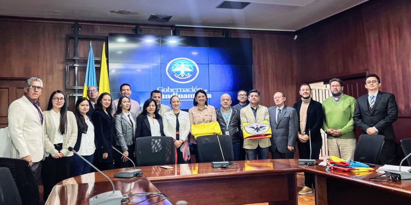 Maestros cundinamarqueses viajan a Corea para fortalecer el uso pedagógico de herramientas digitales
