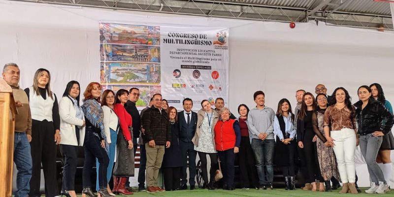 Simijaca fue sede del Primer Congreso de Multilingüismo en una institución pública del departamento