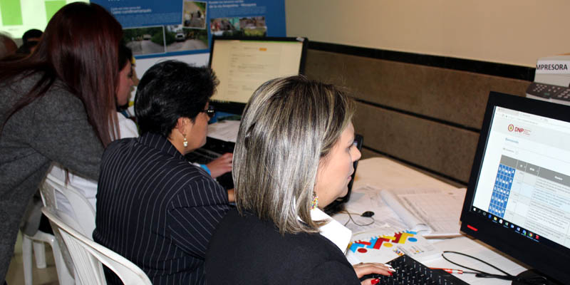 Cerca de setenta y seis proyectos que benefician al sector educativo serán viabilizados 



























