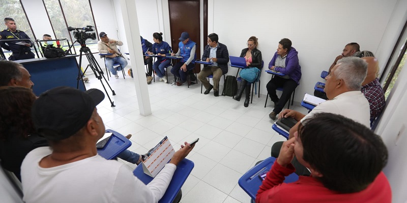 Comenzaron mesas de trabajo y seguimiento a obras en la Troncal del Tequendama