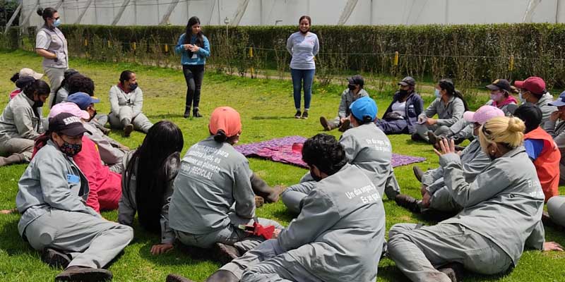 Cundinamarca le apuesta a la formación de las mujeres floricultoras





