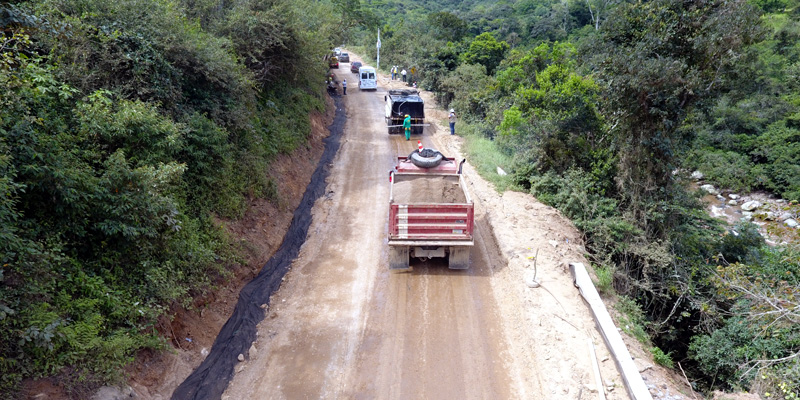 Rehabilitación de la vía Boquerón–Pandi va por buen camino