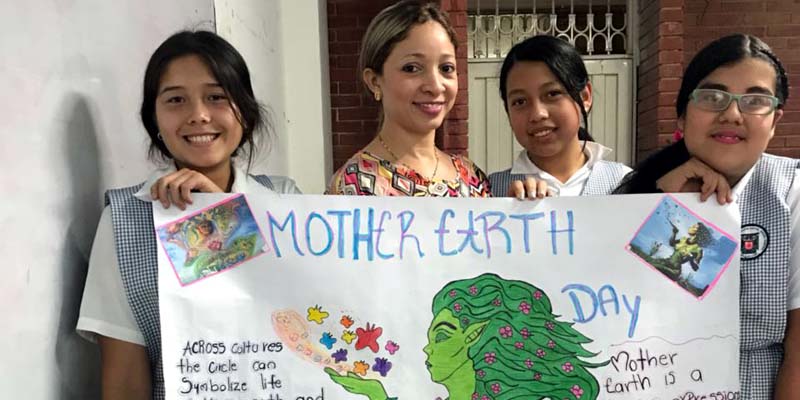 El bilingüismo, una estrategia para mejorar la calidad educativa en Cundinamarca


























































