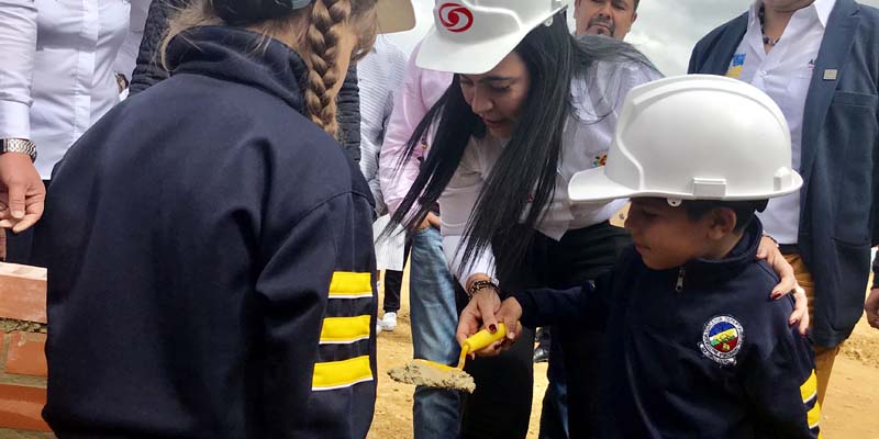Gobiernos nacional y departamental trabajan en equipo por la educación de Cundinamarca