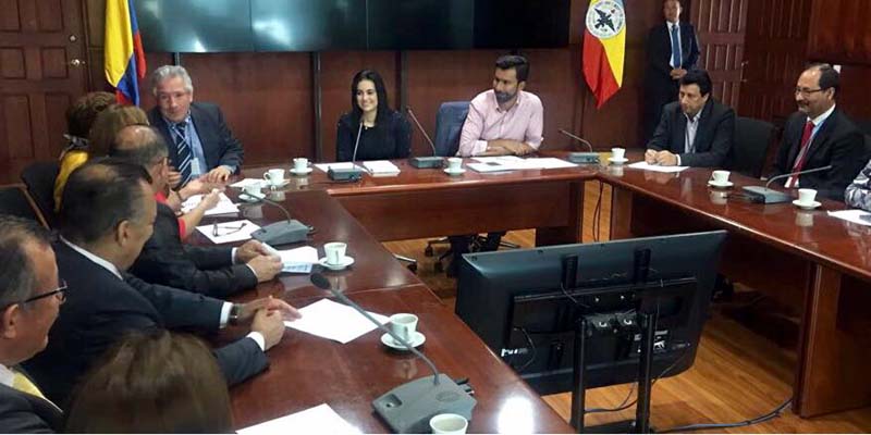 La inspección y la vigilancia educativa tienen la camiseta bien puesta 















































