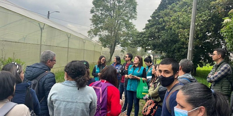 La Gobernación de Cundinamarca a través de la Secretaría de la Función Pública visitó la Asociación de Recicladores Puerta de Oro