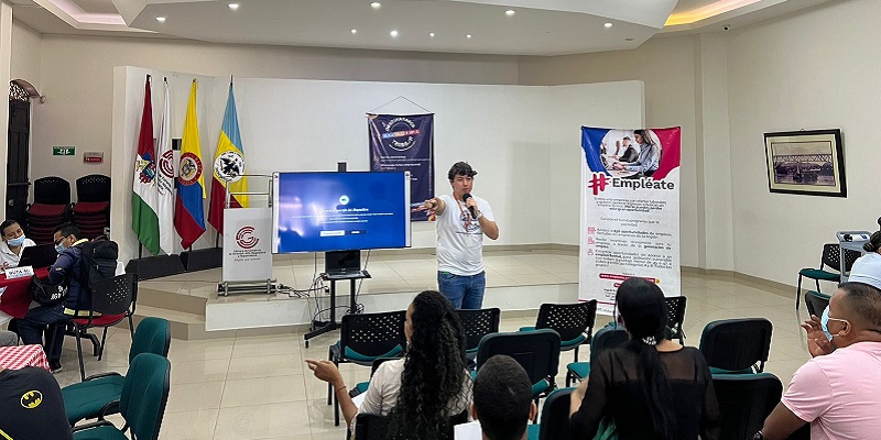 Gran éxito en la Feria de Empleo de Soacha