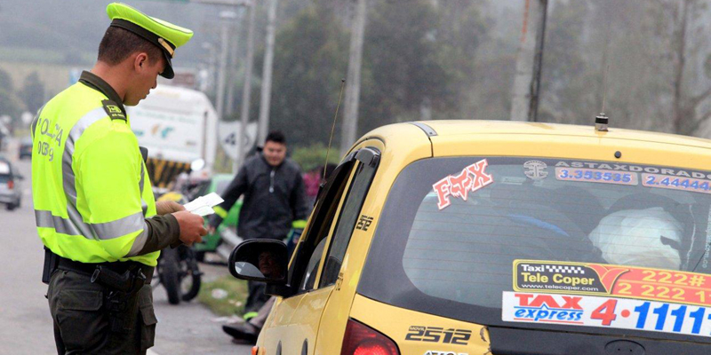 Este puente festivo autoridades de movilidad de Cundinamarca lo acompañan en la vía









