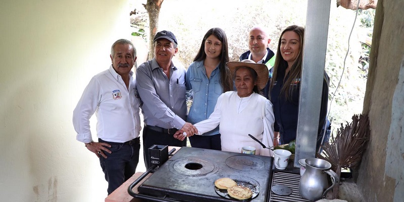 Con una inversión cercana a los $10.000 millones Cundinamarca entregará 2.000 estufas ecoeficientes en todo el territorio 