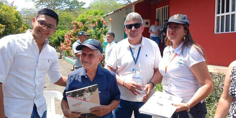 La Secretaría de Gobierno entrega 51 títulos gratuitos en el municipio de Útica