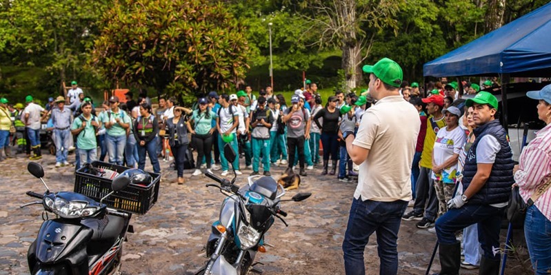 Más de 200 personas participaron en la jornada de limpieza de la cuenca del río San Francisco de Guaduas

